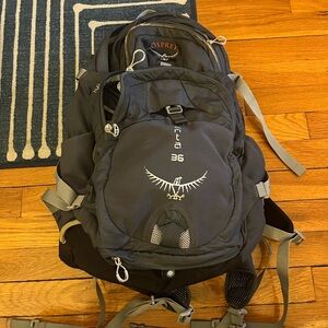 Osprey Manta 36 Backpack